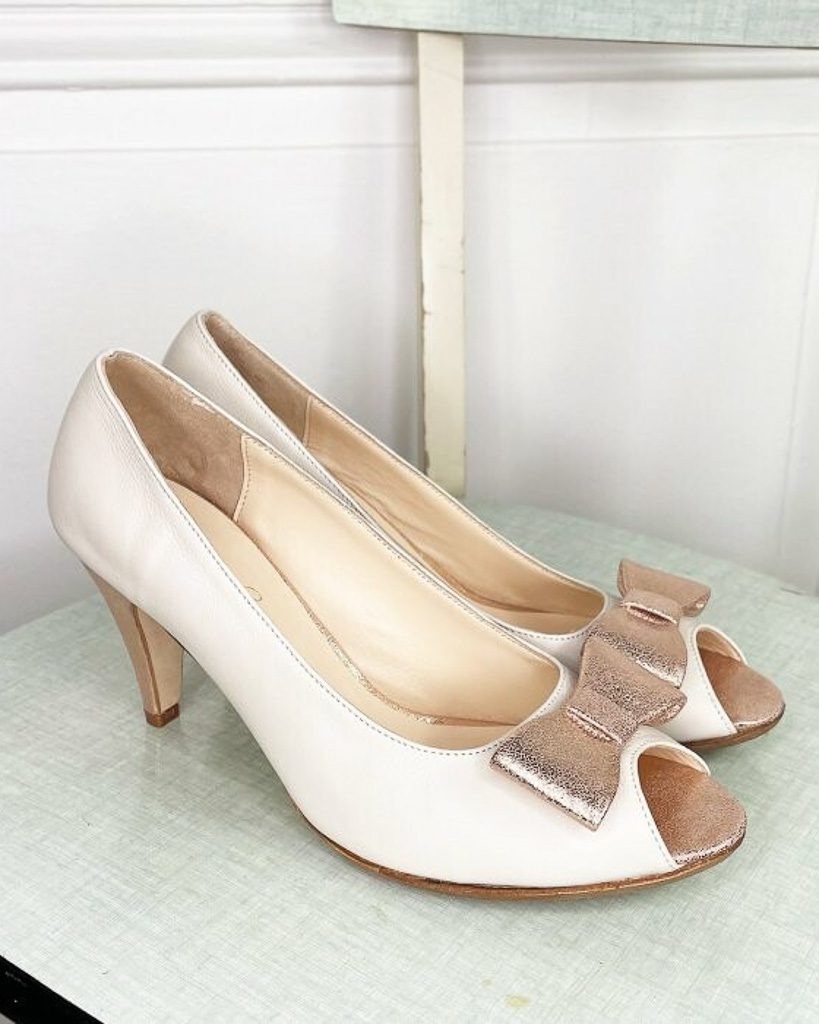 Dessine Moi Un Soulier Escarpin ouvert lisse blanc cassé escarpin 44