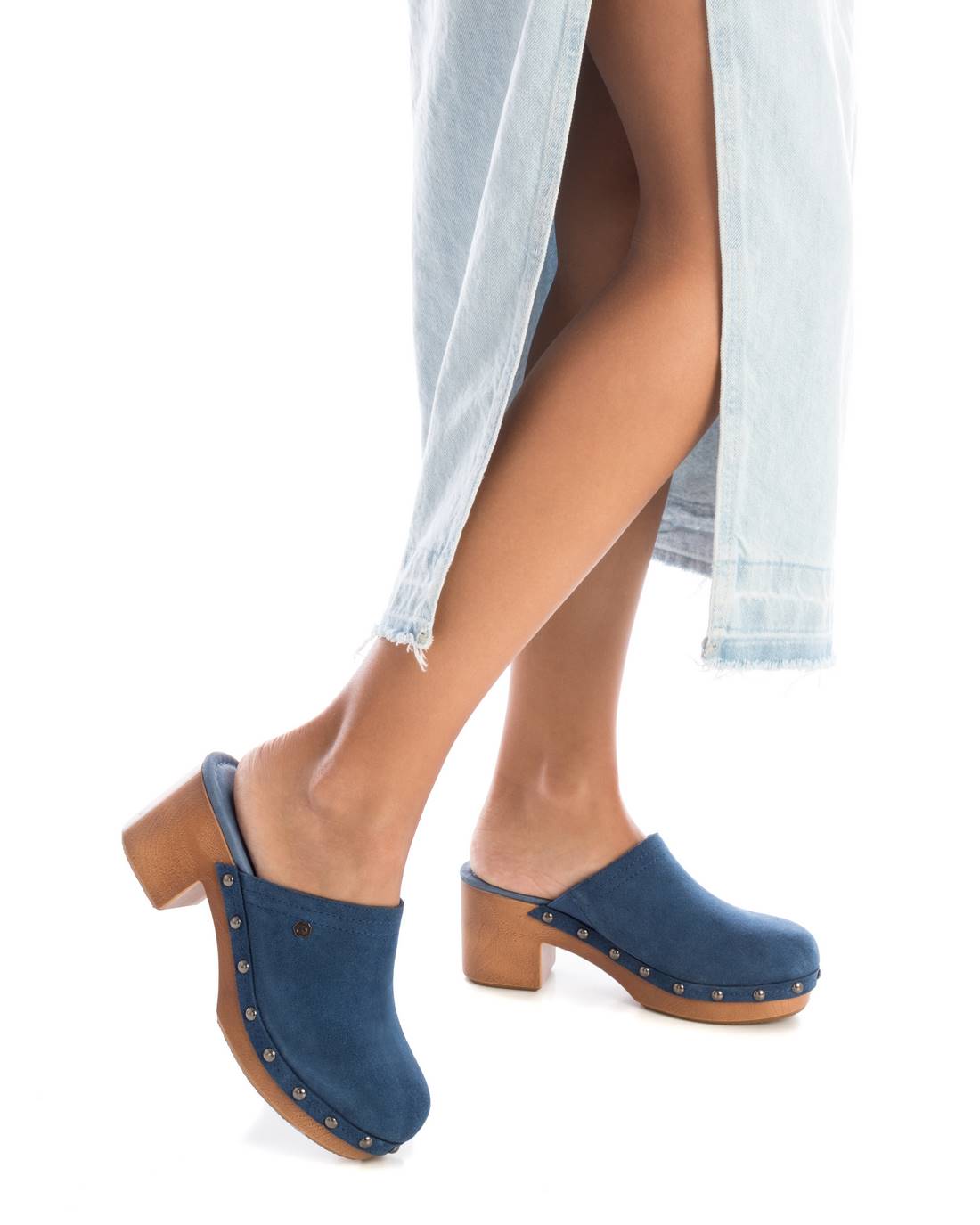 Carmela 16046110 sabot bleu cuir talon 7 cm