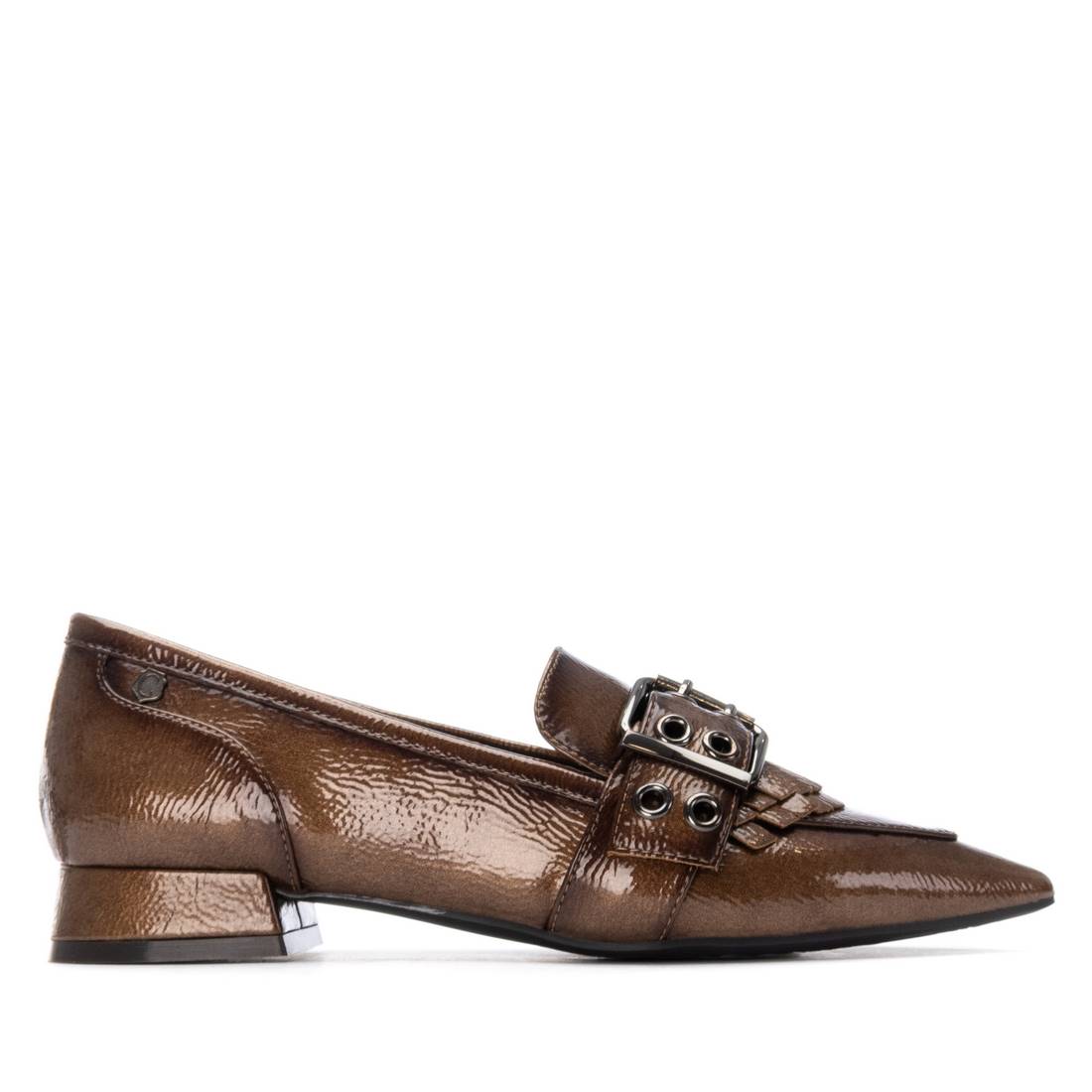 Carmela 16255802 mocassins femme taupe vernis