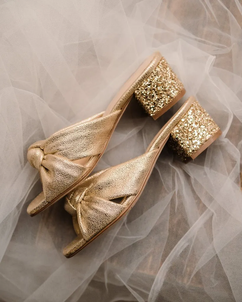 Dessine Moi Un Soulier Suzanne mule irisé champagne talon haut