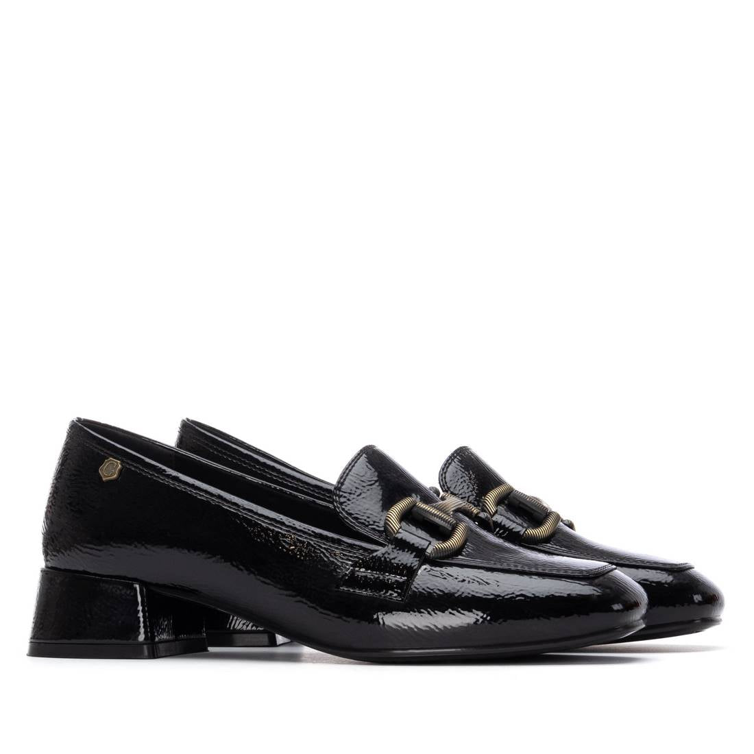 Carmela 16253901 mocassins femme noir synthétique talon bas