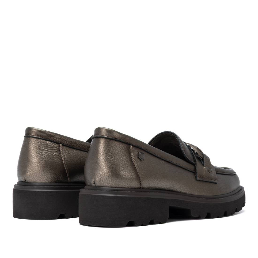 Carmela 16433605 mocassins femme gris talon