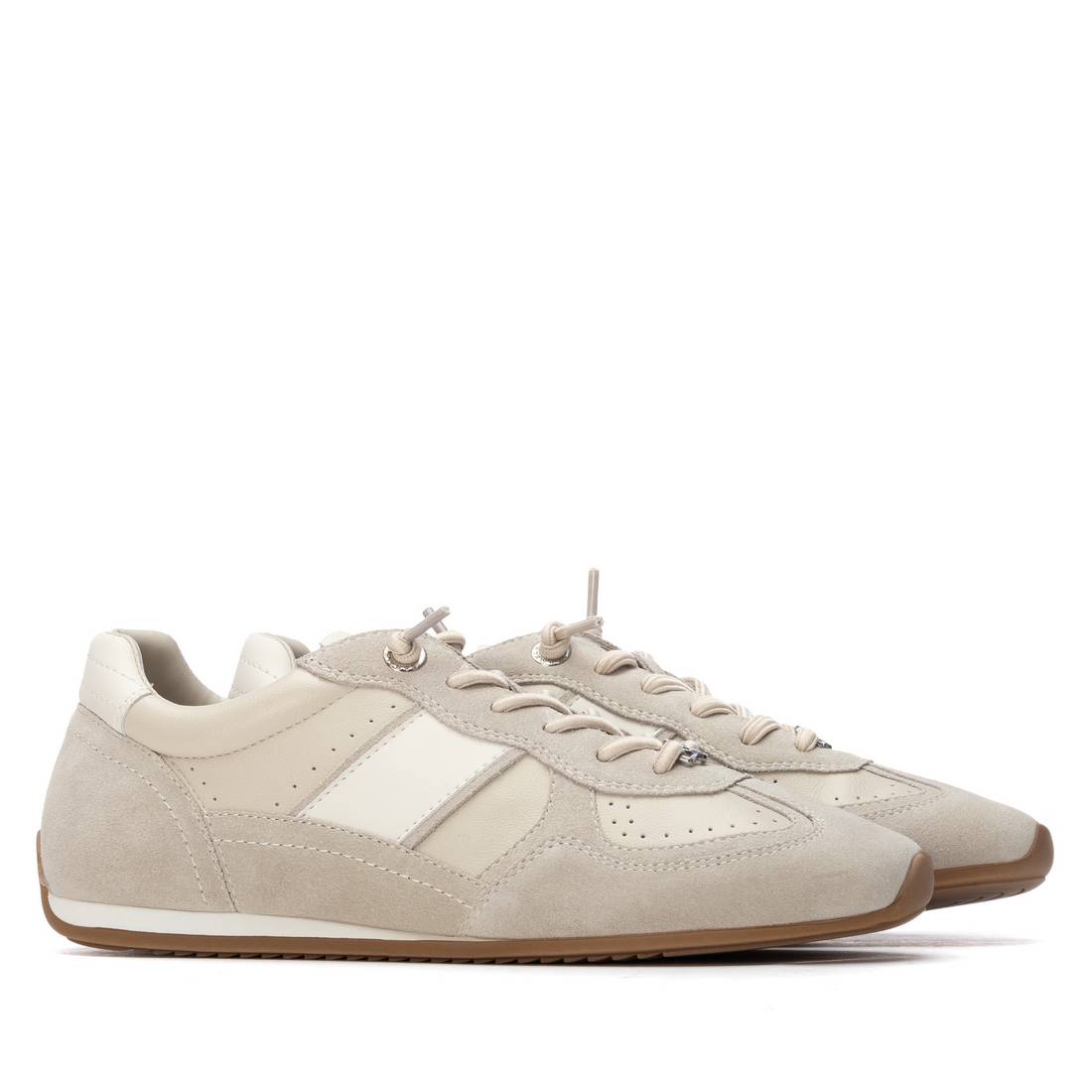 Carmela 16310801 baskets femme blanc cuir épais