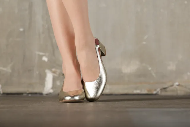 Coralie Masson Lulu slingback cuir doré talon 5 cm