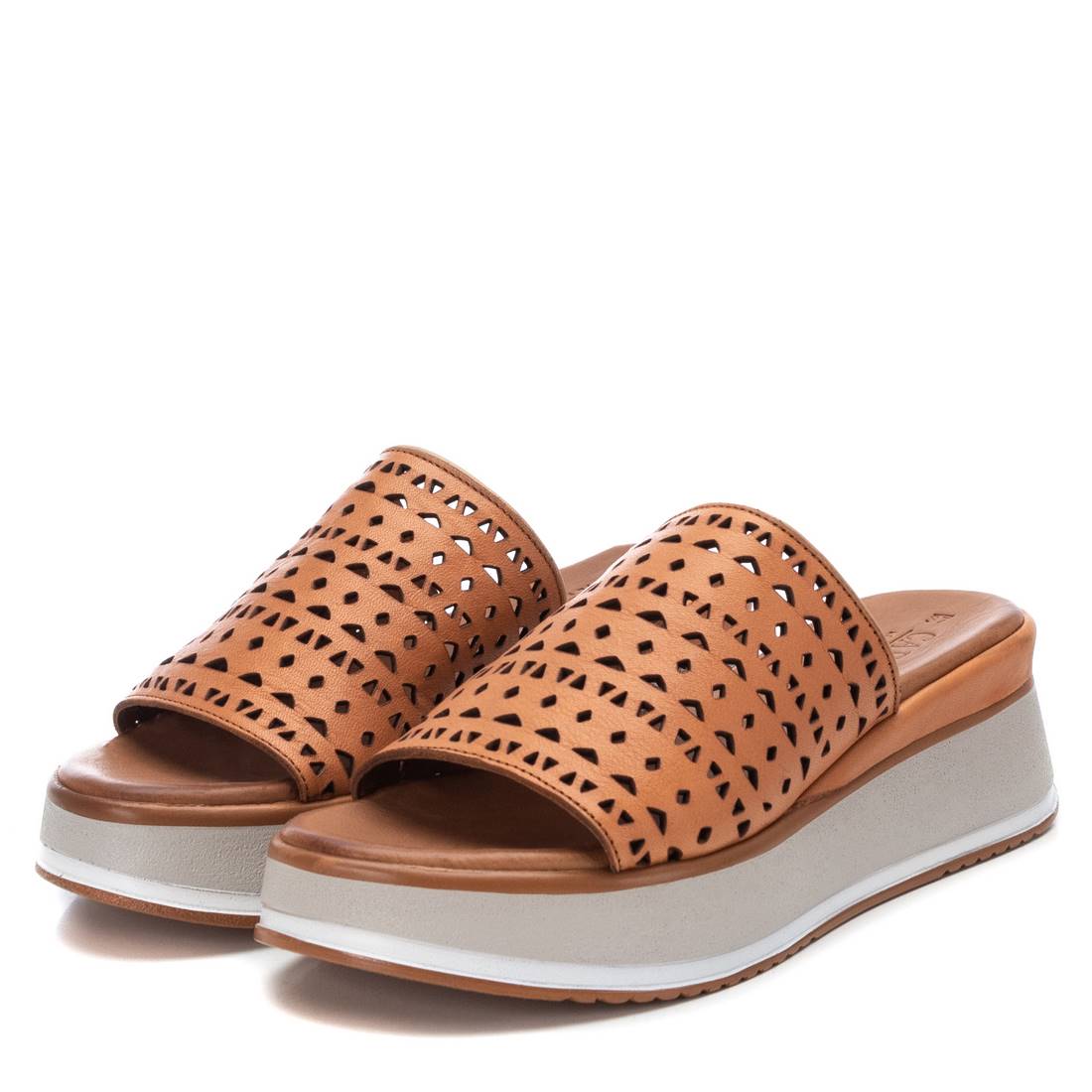 Carmela 16064501 sandale femme marron cuir compensée