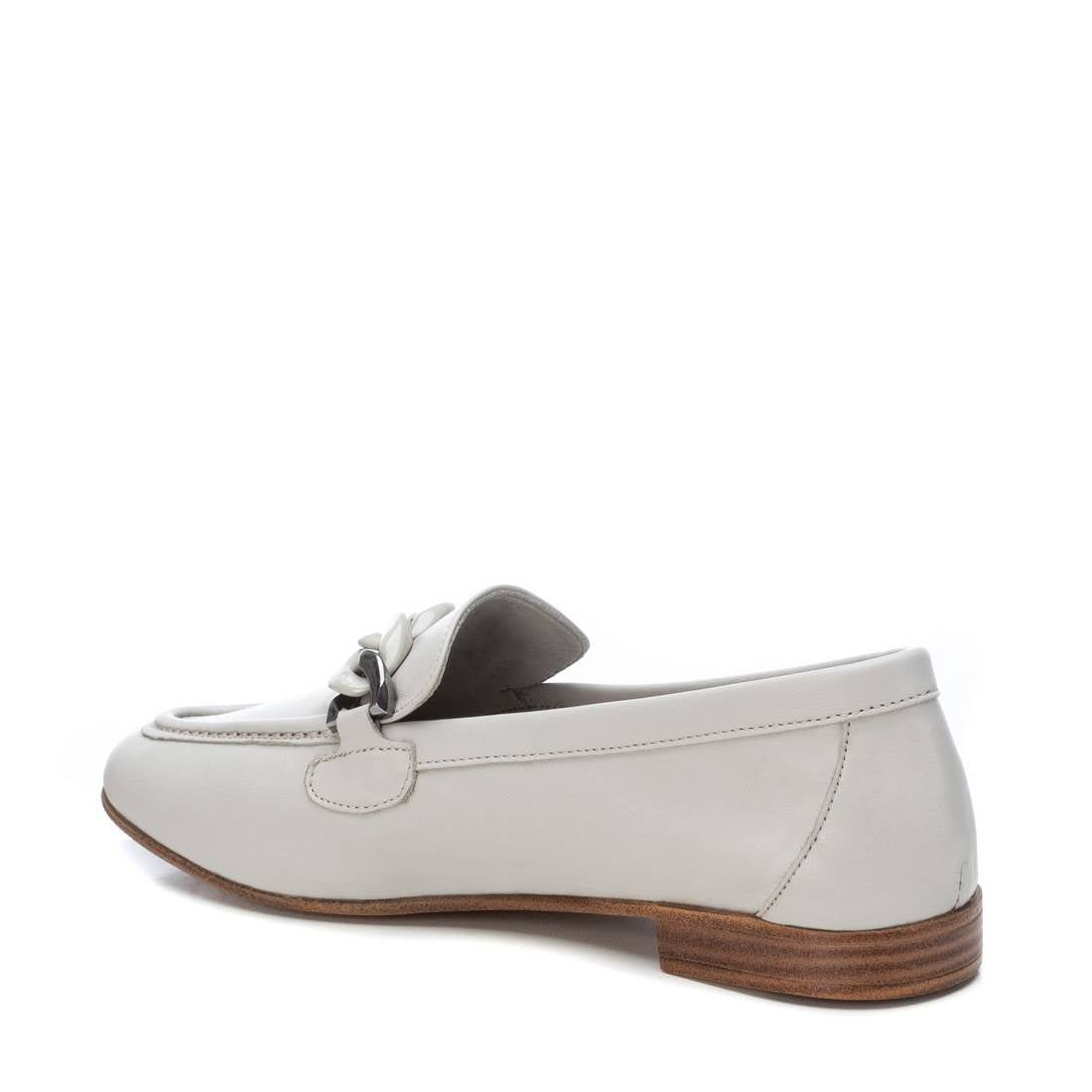 Carmela 16073702 mocassins femme blanc cuir chaîne