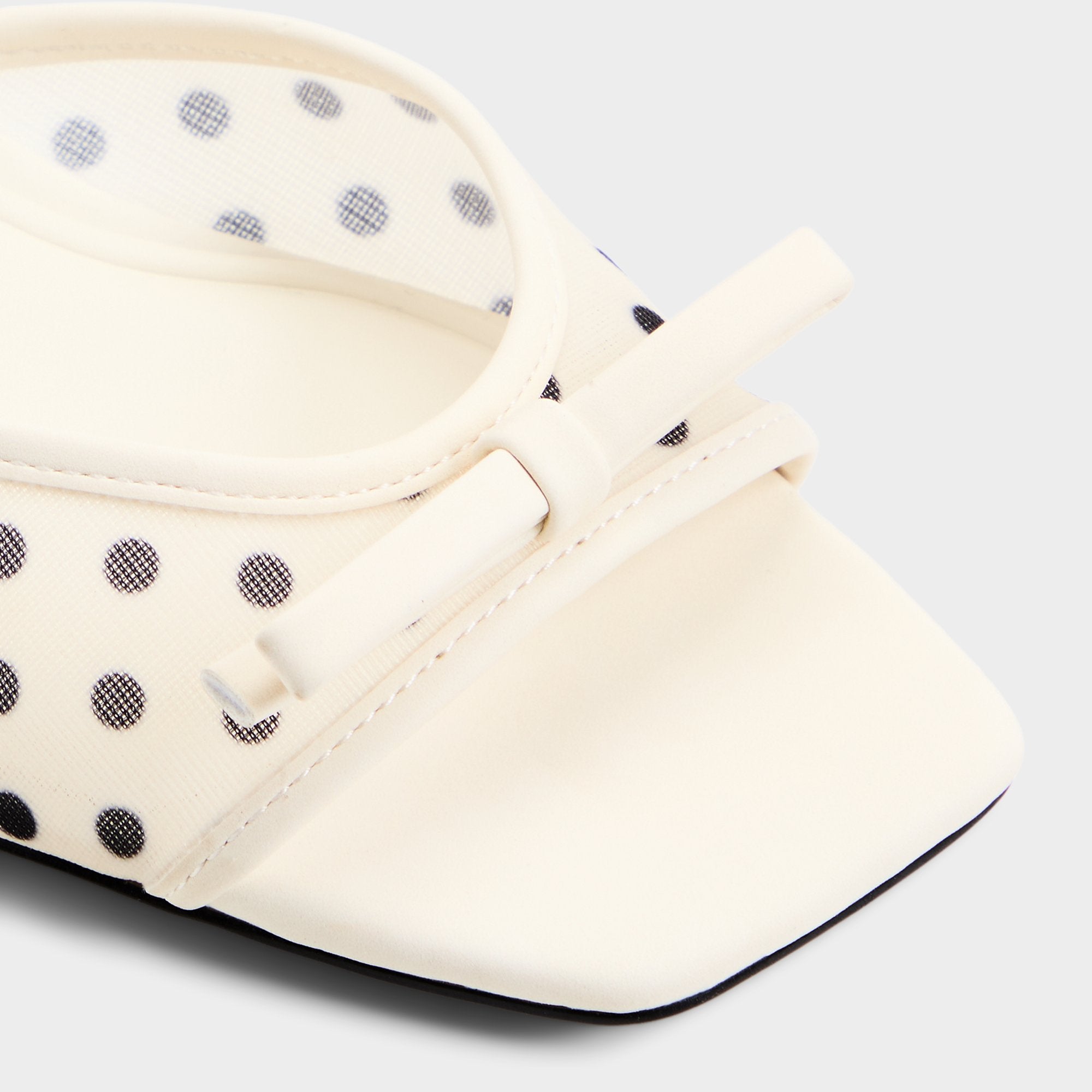 Aldo Begoniaa mule femme blanche à pois