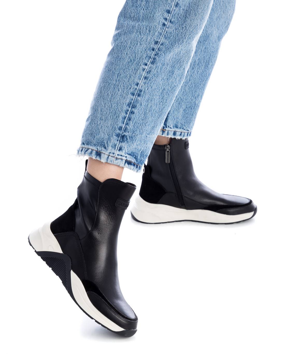 Carmela 16028501 bottine sneaker noire cuir zip