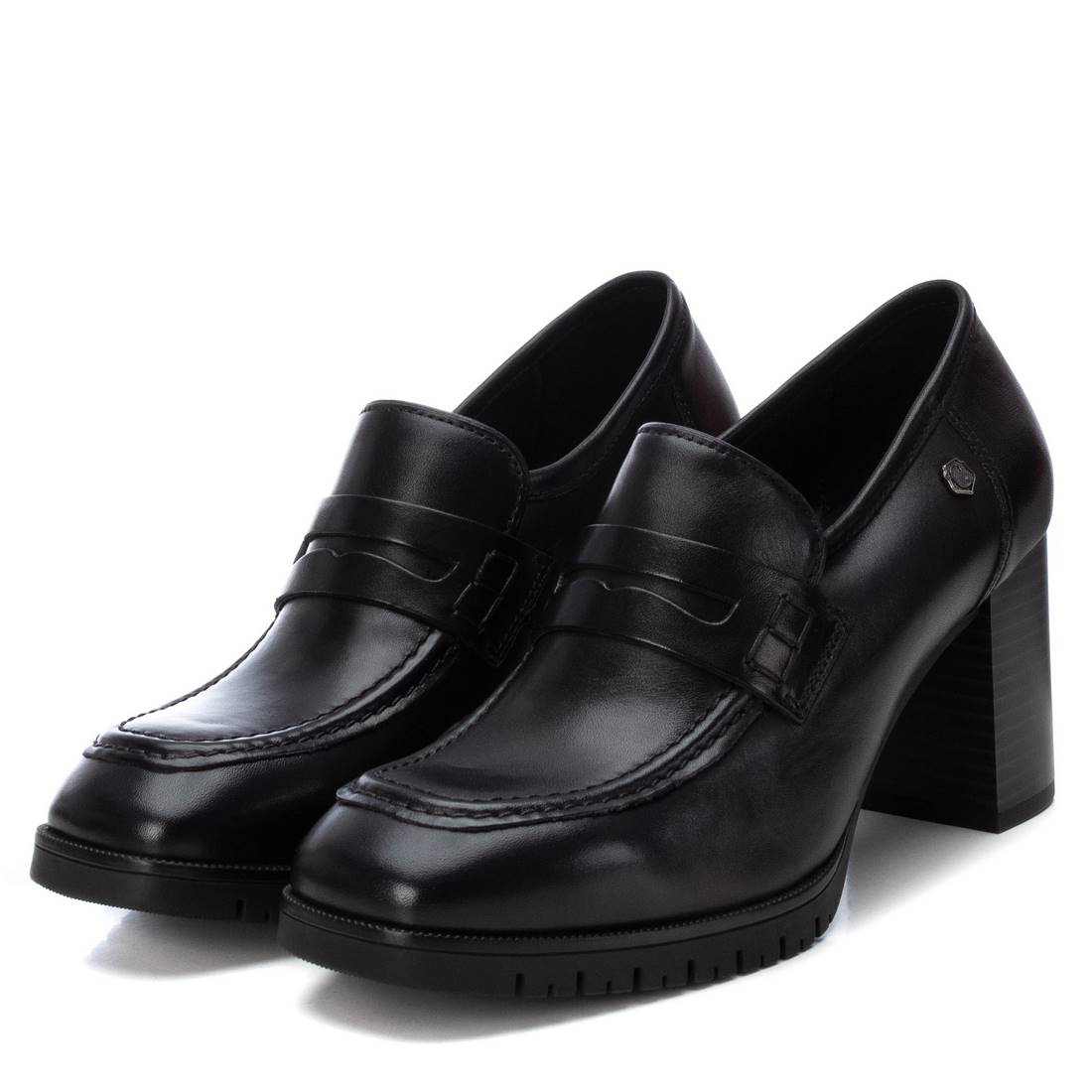 Carmela 16180401 mocassin noir cuir talon 8 cm
