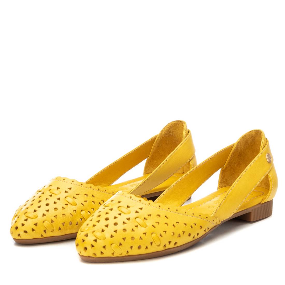 Carmela 16158102 ballerine cuir jaune ajourée