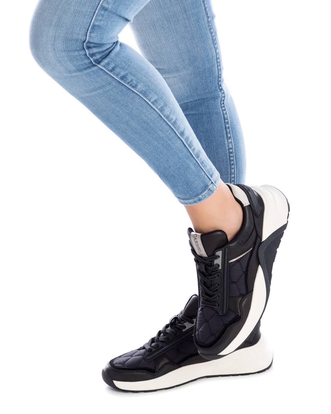 Carmela 16011502 basket femme cuir noir textile