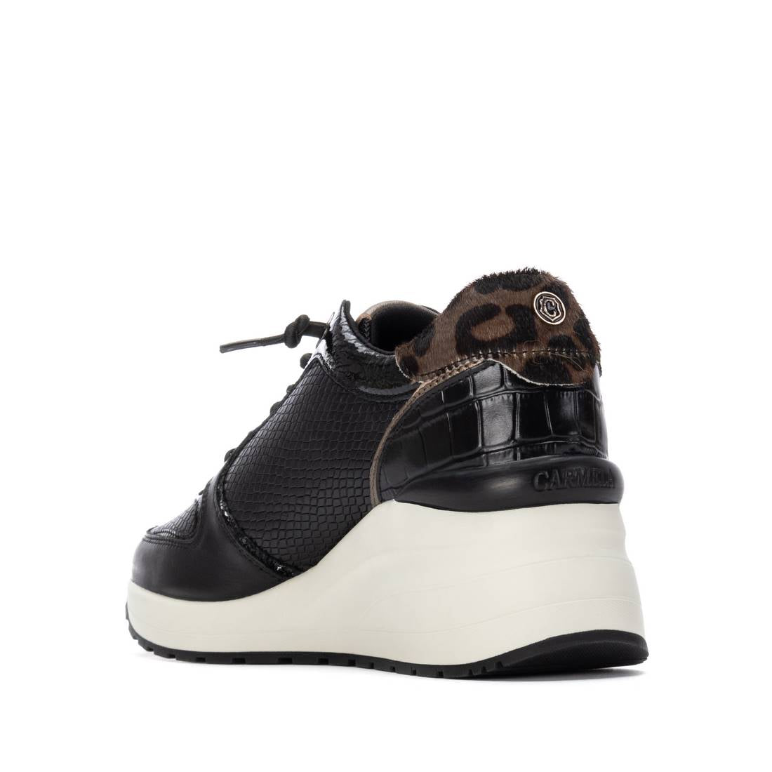 Carmela 16244401 baskets cuir noir compensées