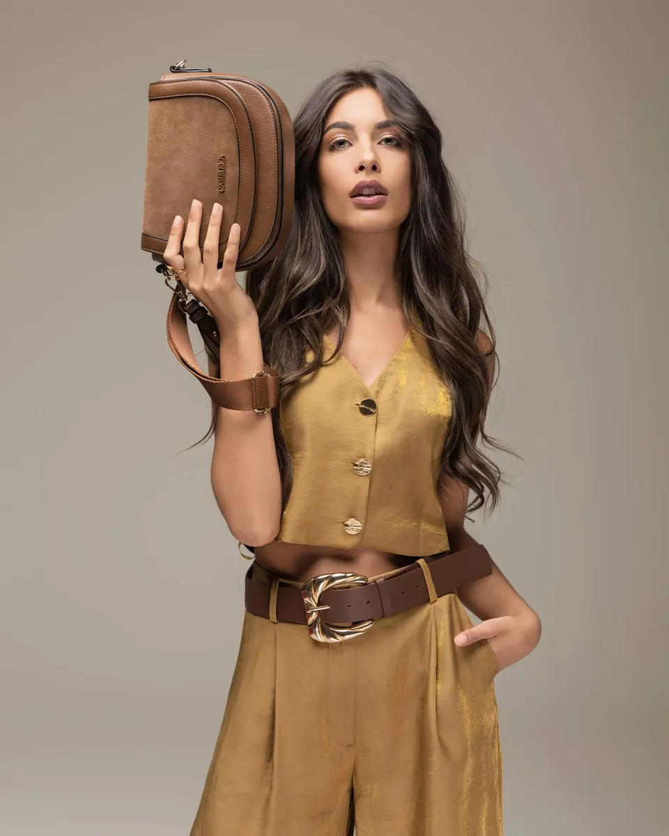 Carmela 18617701 sac bandoulière camel 24 cm