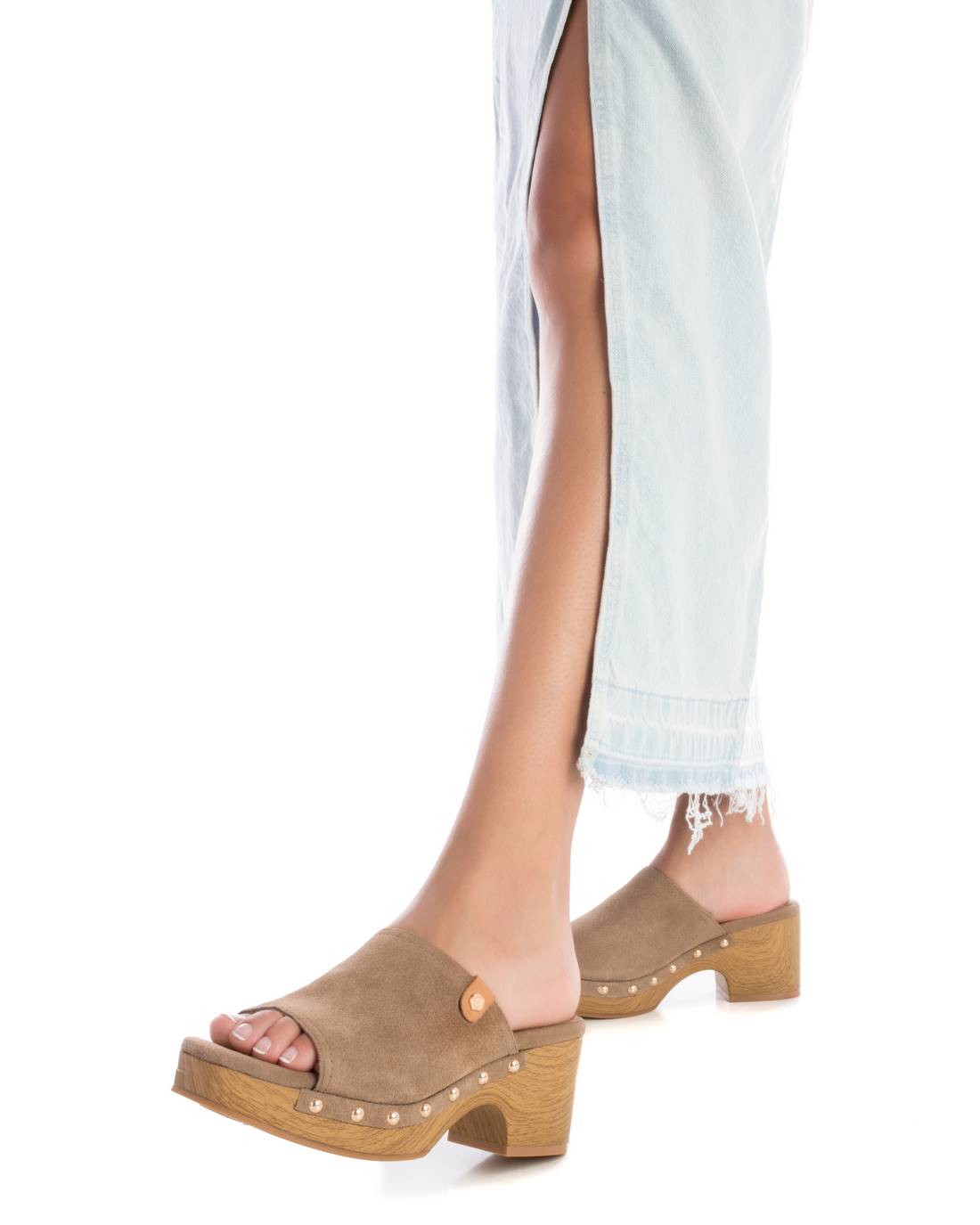 Carmela 16161205 sandale cuir marron talon bois