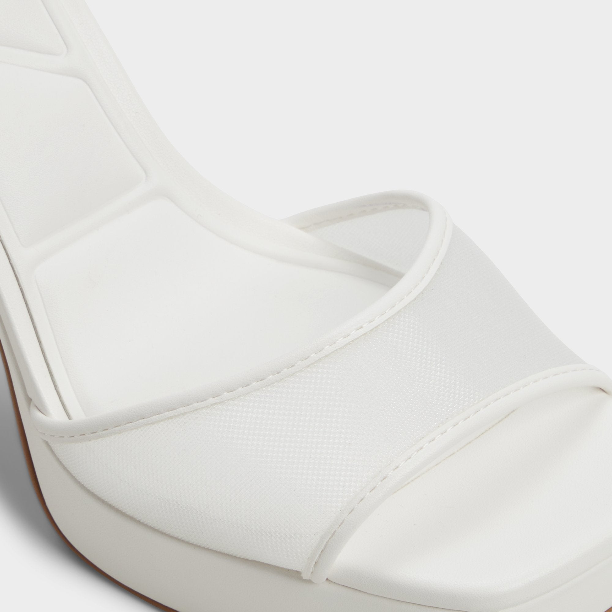 ALDO Chicglimmer sandales talons blanc mariage