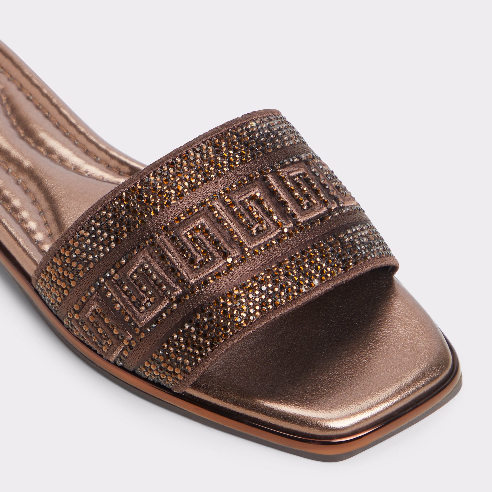 ALDO Oceania sandales plates marron