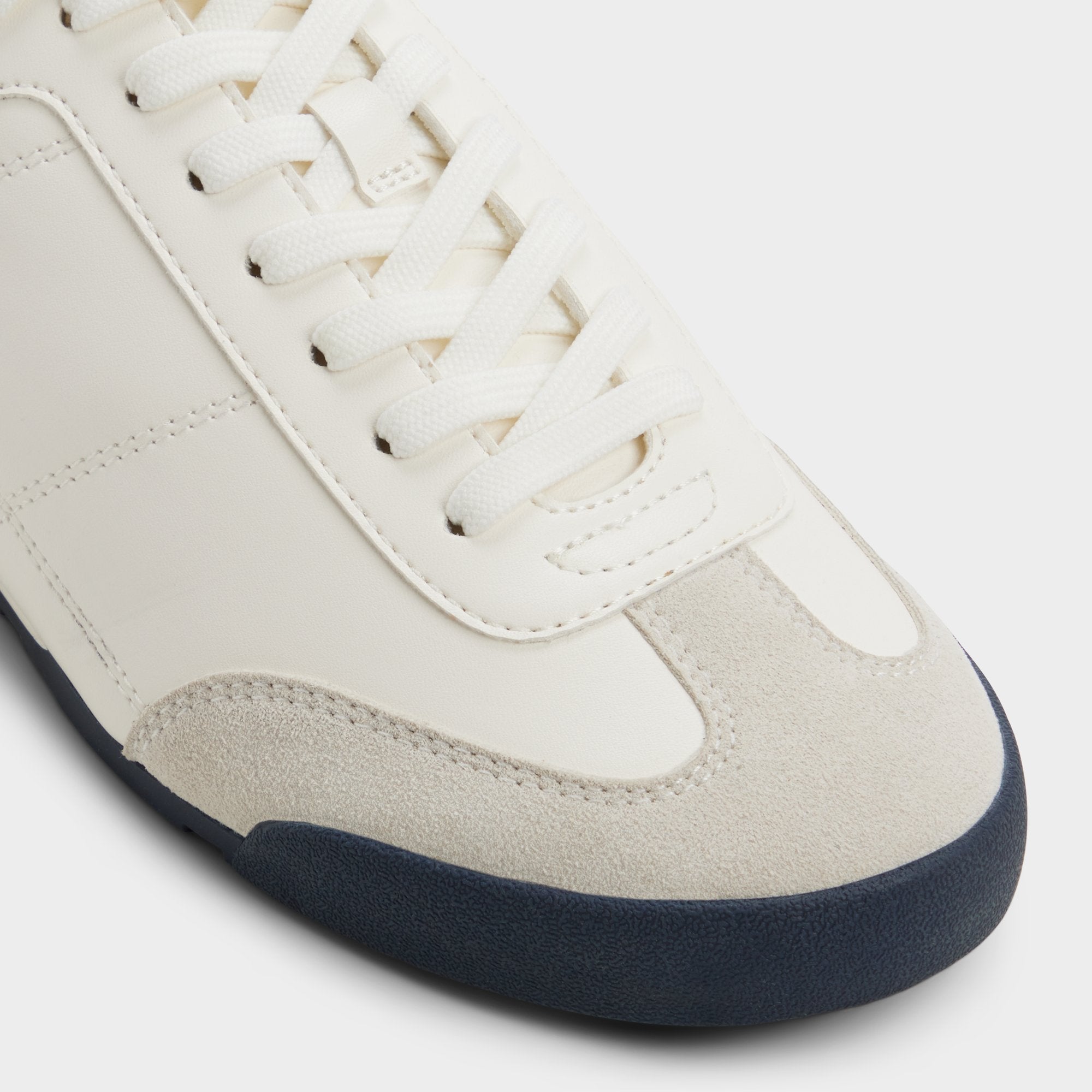 Aldo Kickoff baskets basses beige