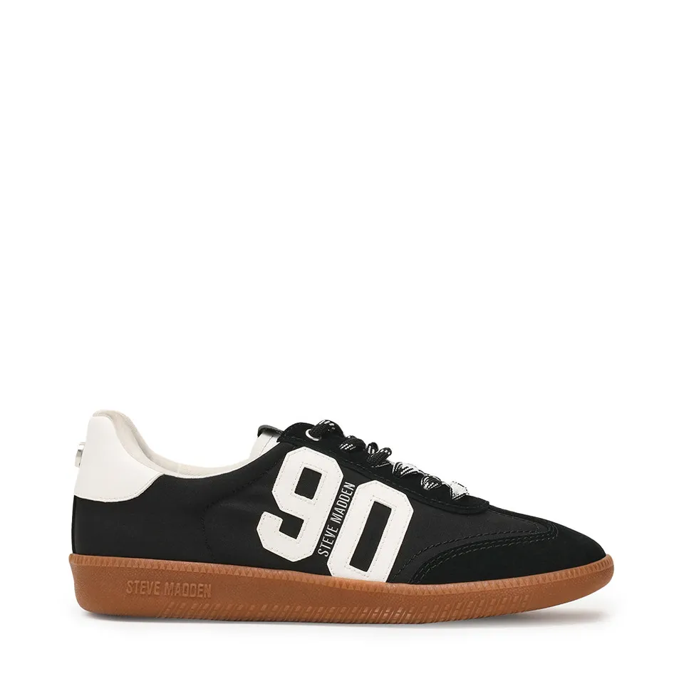 Steve Madden Sm90 baskets femme noir blanc toile