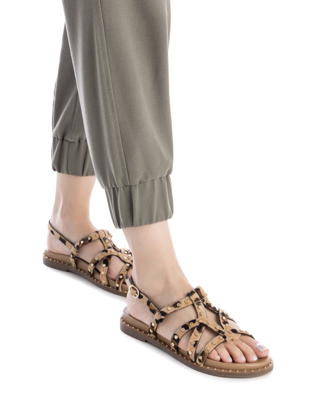 Carmela 16239204 sandales femme léopard cuir plates