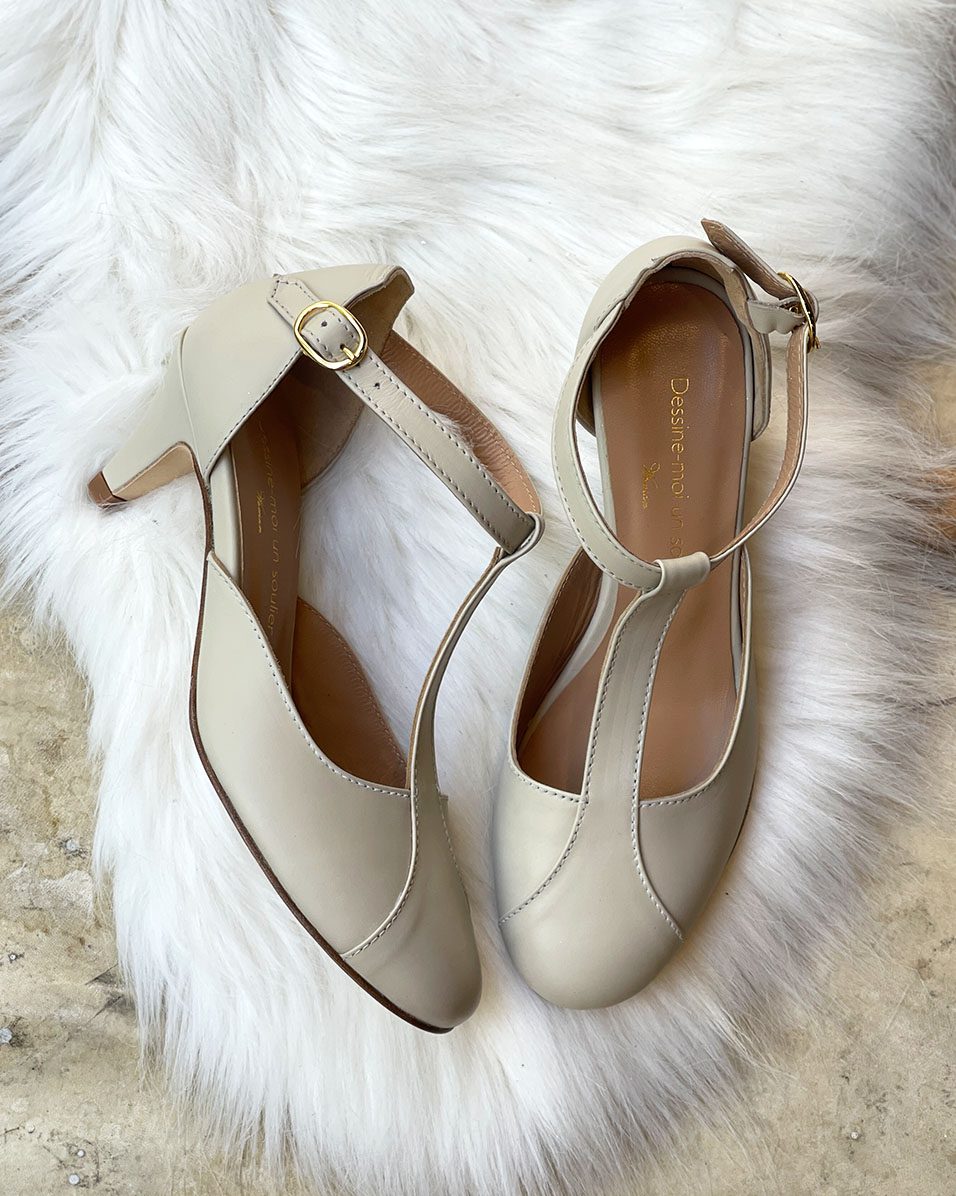 Dessine Moi Un Soulier salome cuir lisse blanc casse 36