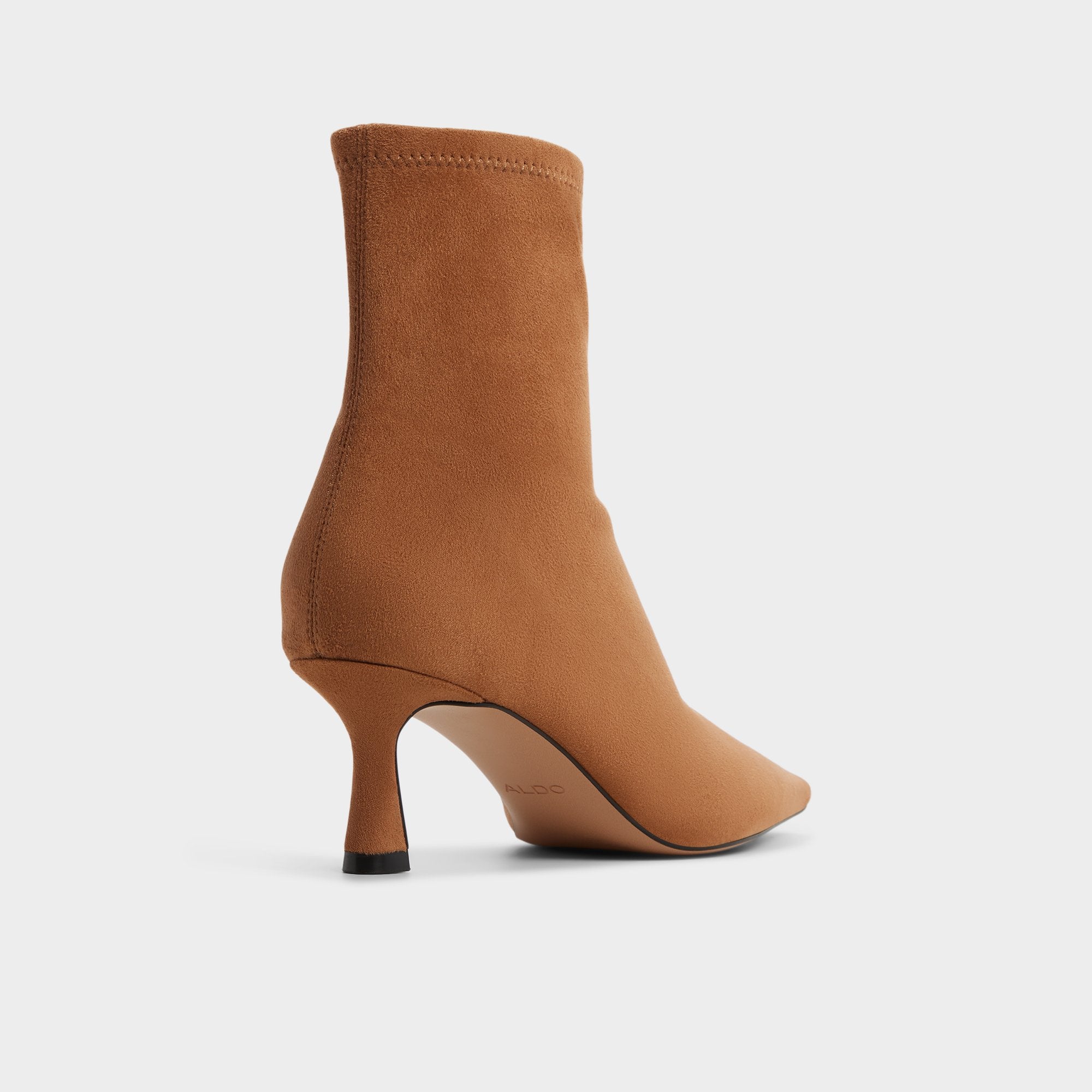 Aldo Gavamana escarpins femme suède marron talon chat
