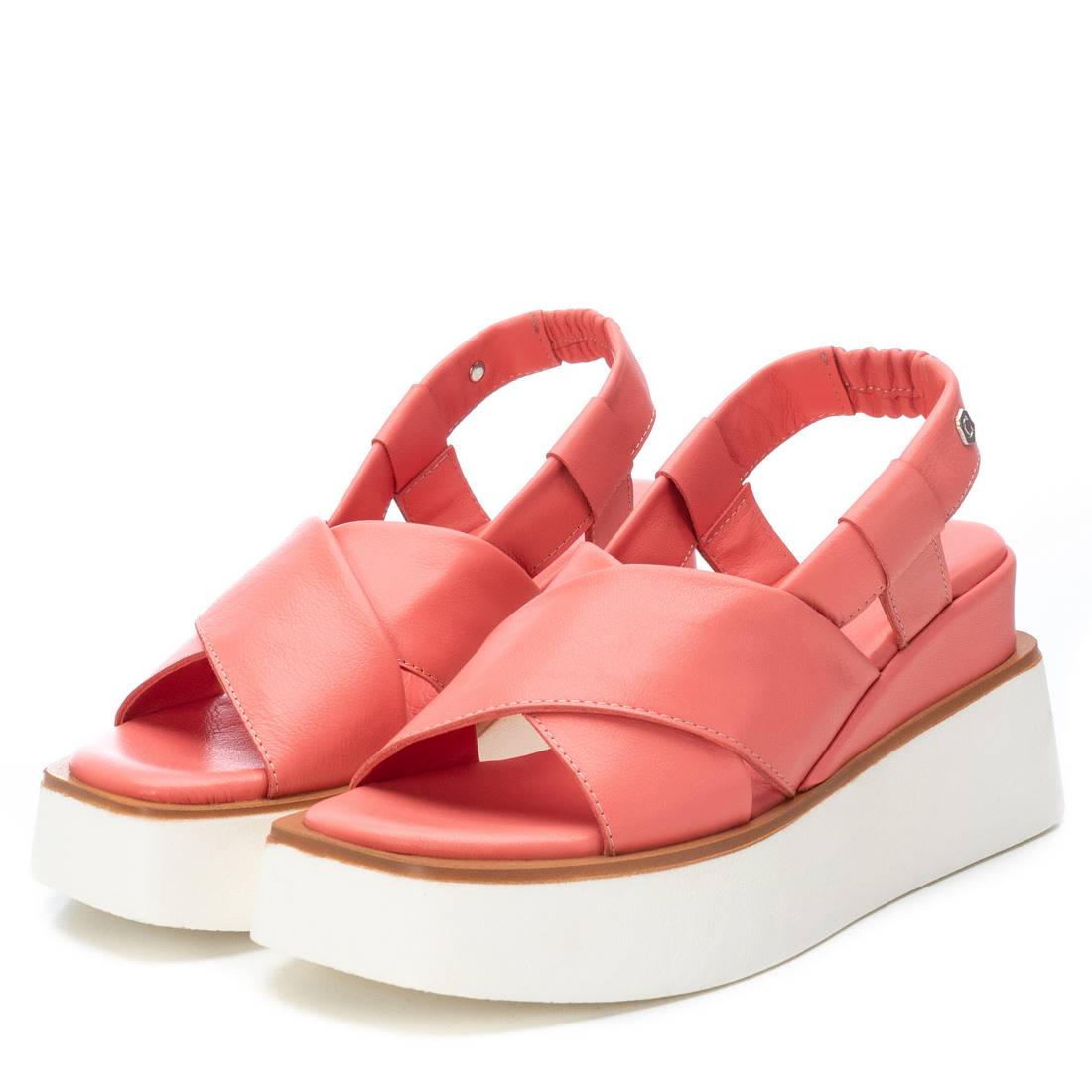 Carmela 16078702 sandale compensée femme rouge cuir 8 cm