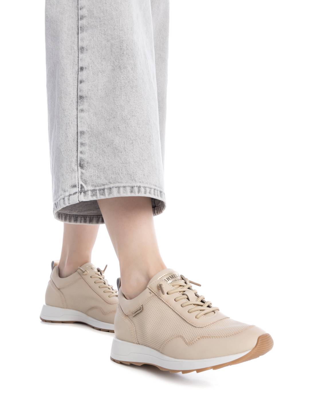 Carmela 16215202 baskets femme beige cuir lacets