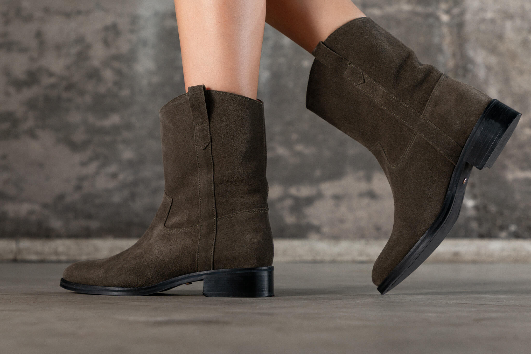 Coralie Masson Lucky bottes cuir kaki talon 3,5 cm