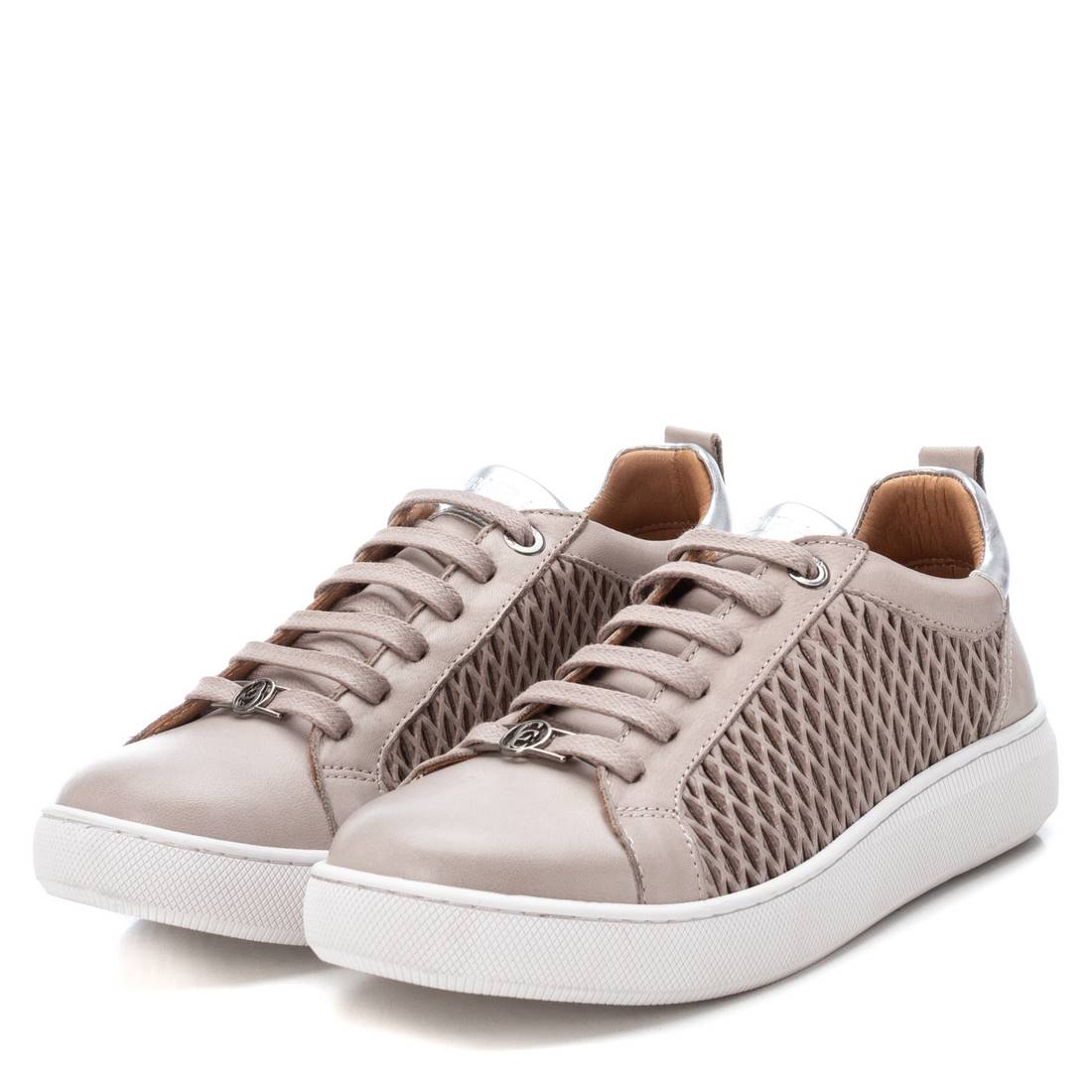Carmela 16079702 basket cuir blanc à lacets
