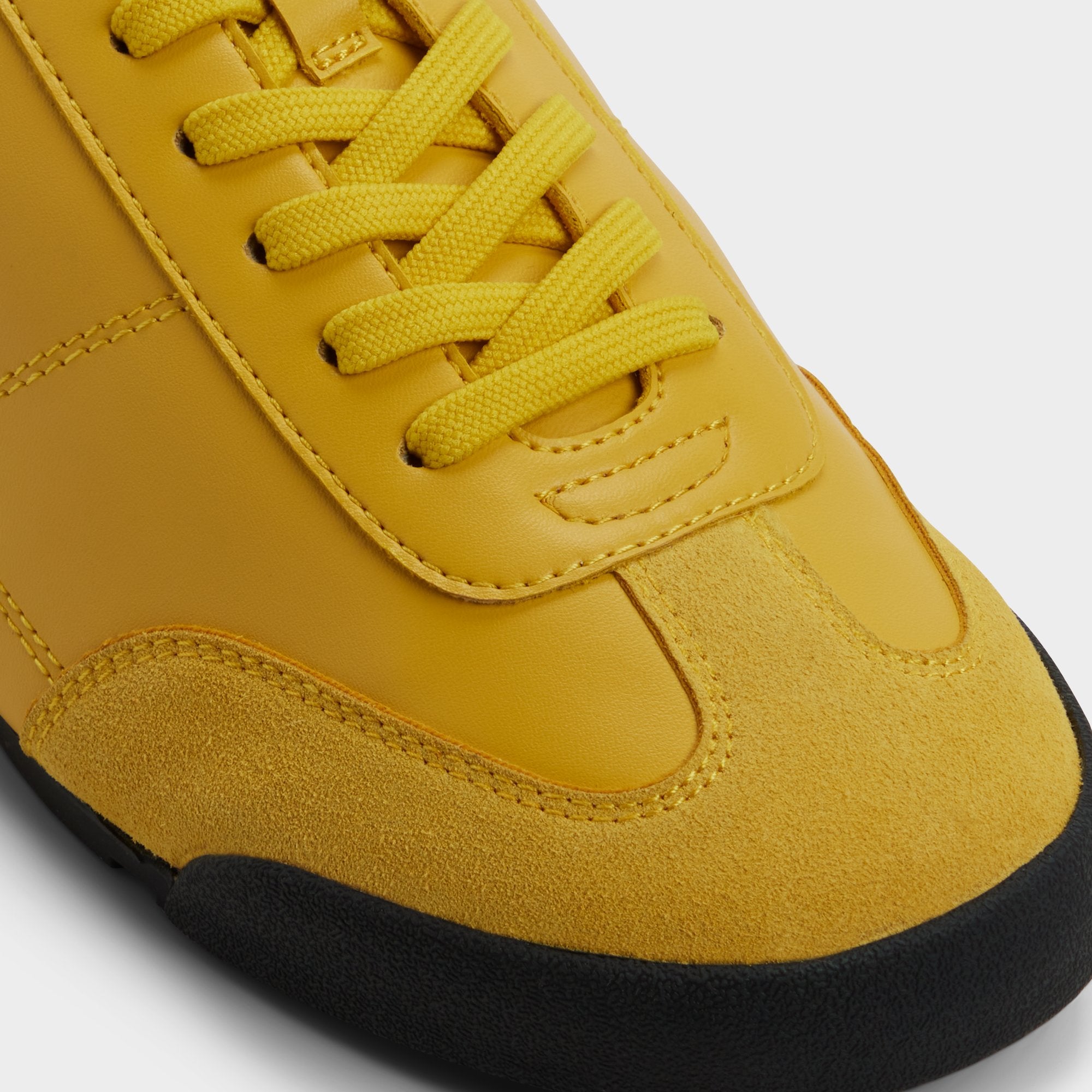 ALDO Kickoff baskets basses jaunes