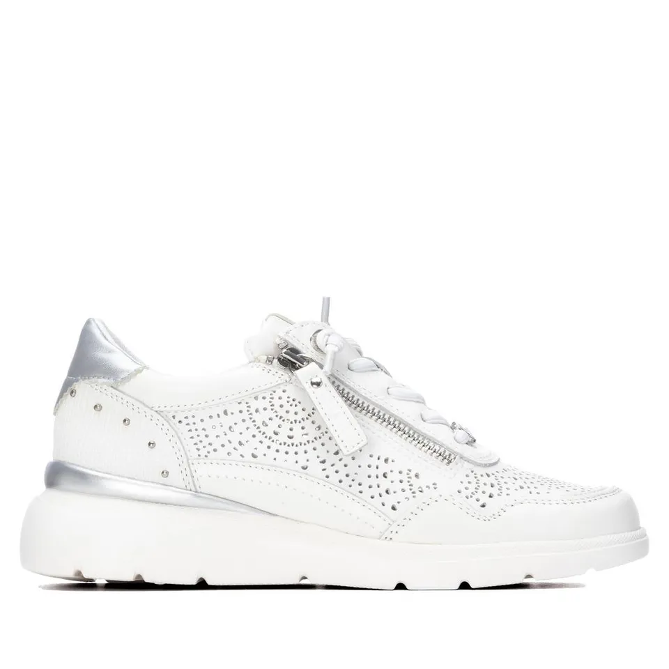 Carmela 16309603 basket femme blanche cuir ajouré