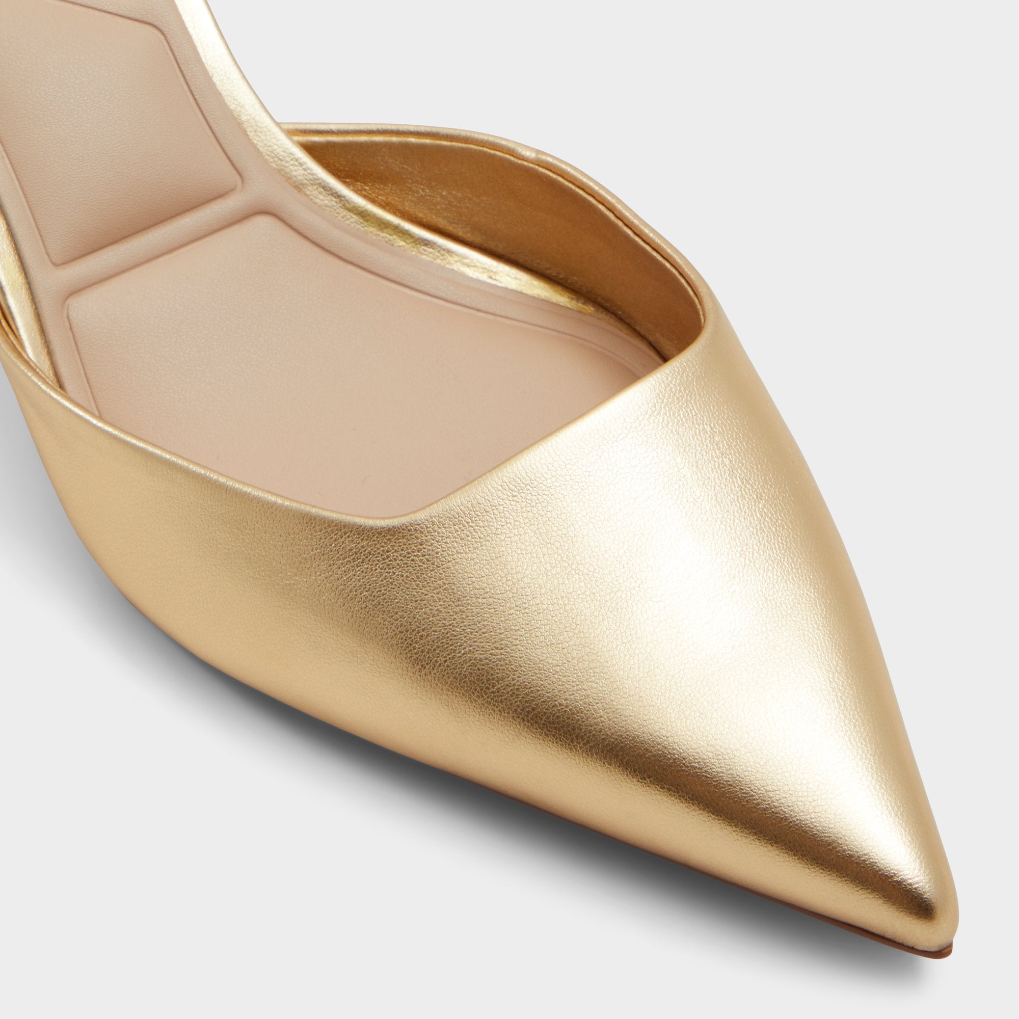 ALDO Gavedessi escarpins nude slingback petit talon