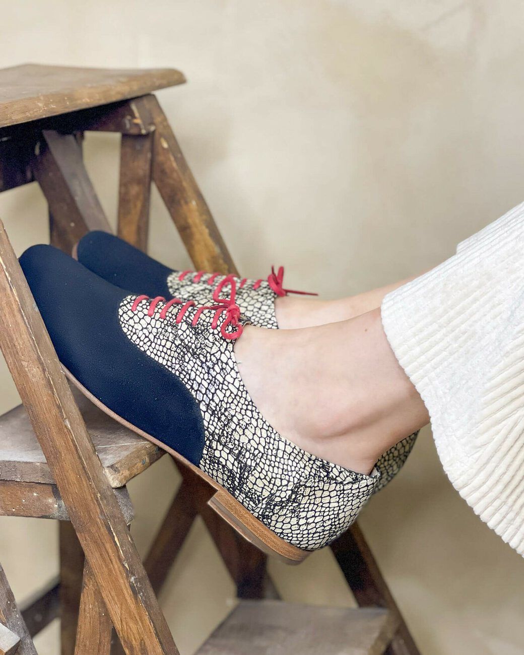 Dessine Moi Un Soulier richelieu noir python plat