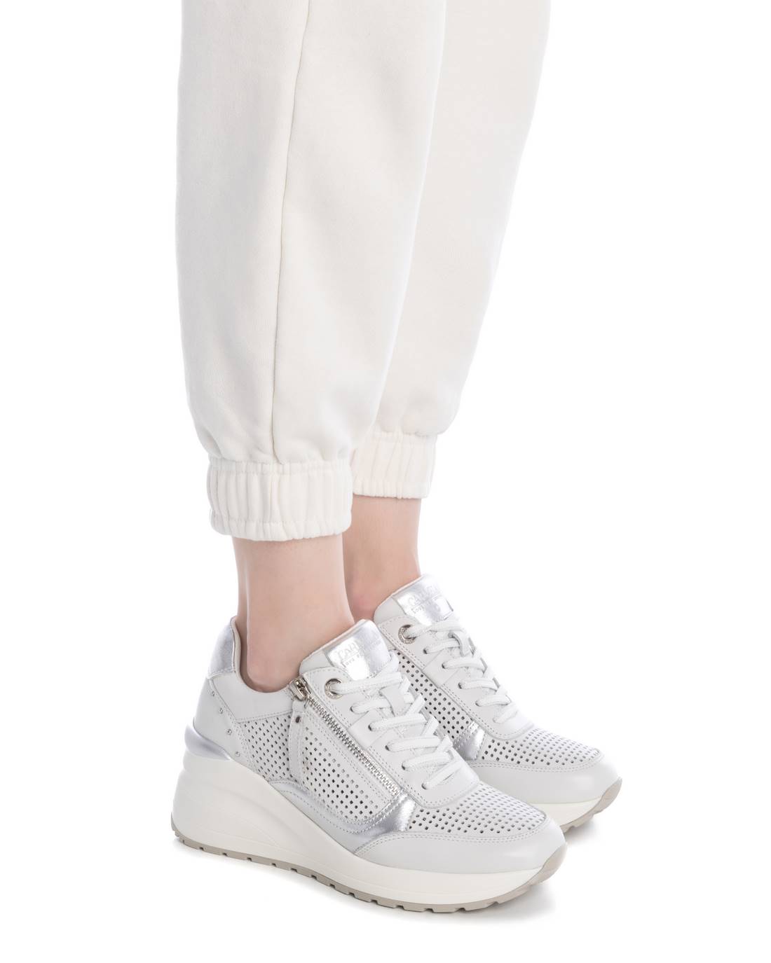 Carmela 16226601 basket compensée femme blanc cuir 7cm