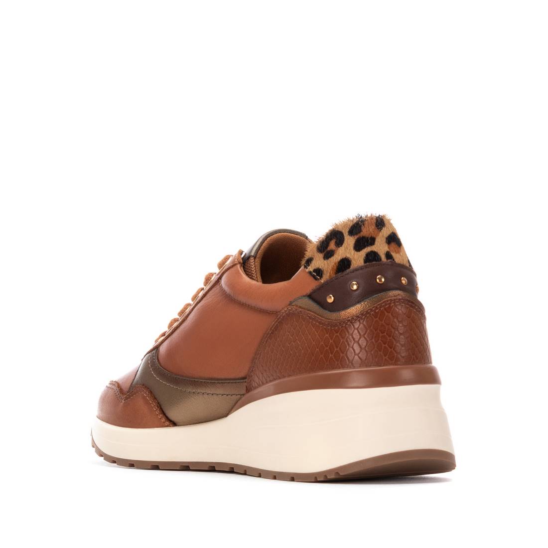 Carmela 16244202 basket camel cuir zip et lacets