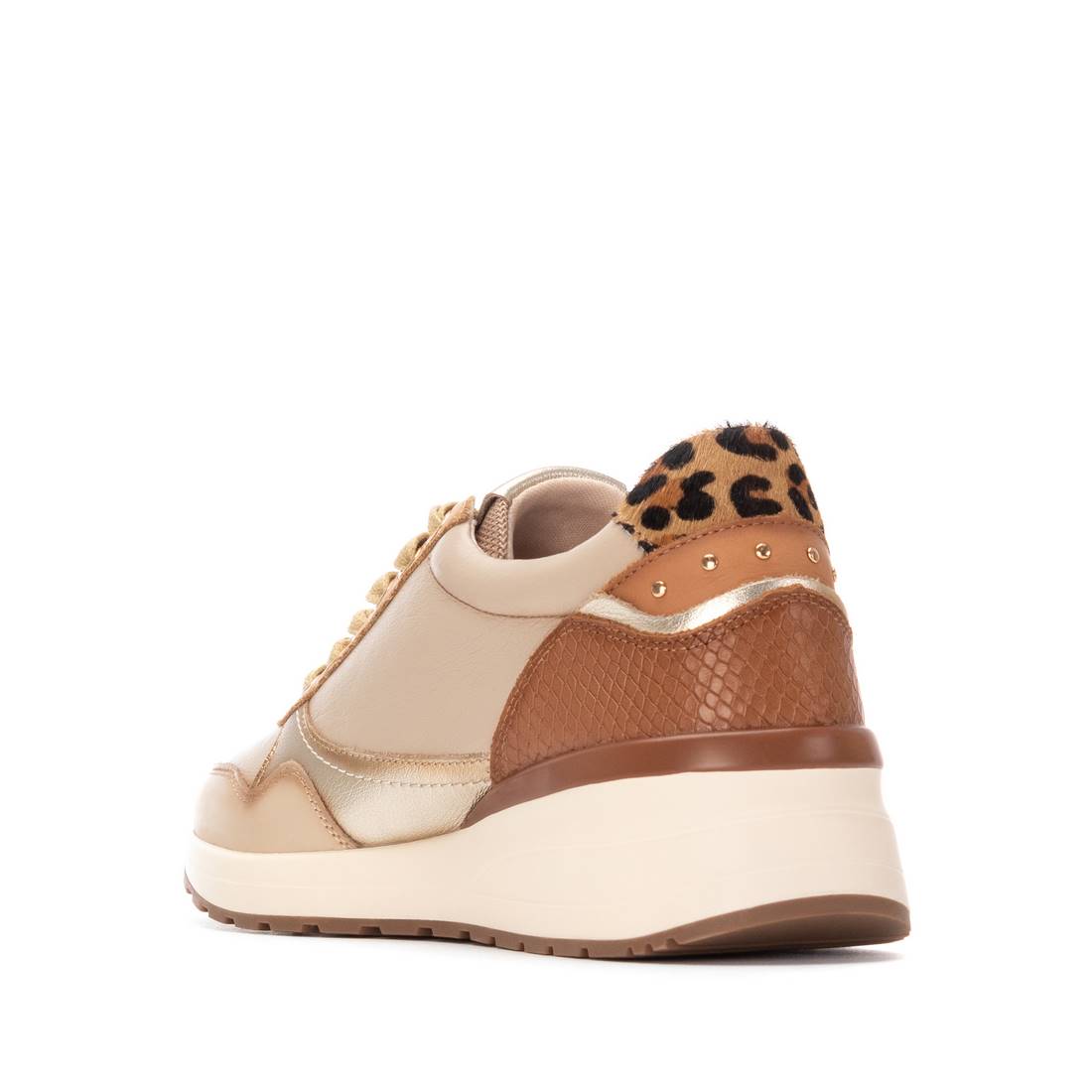 Carmela 16244201 baskets beige cuir semelle gomme
