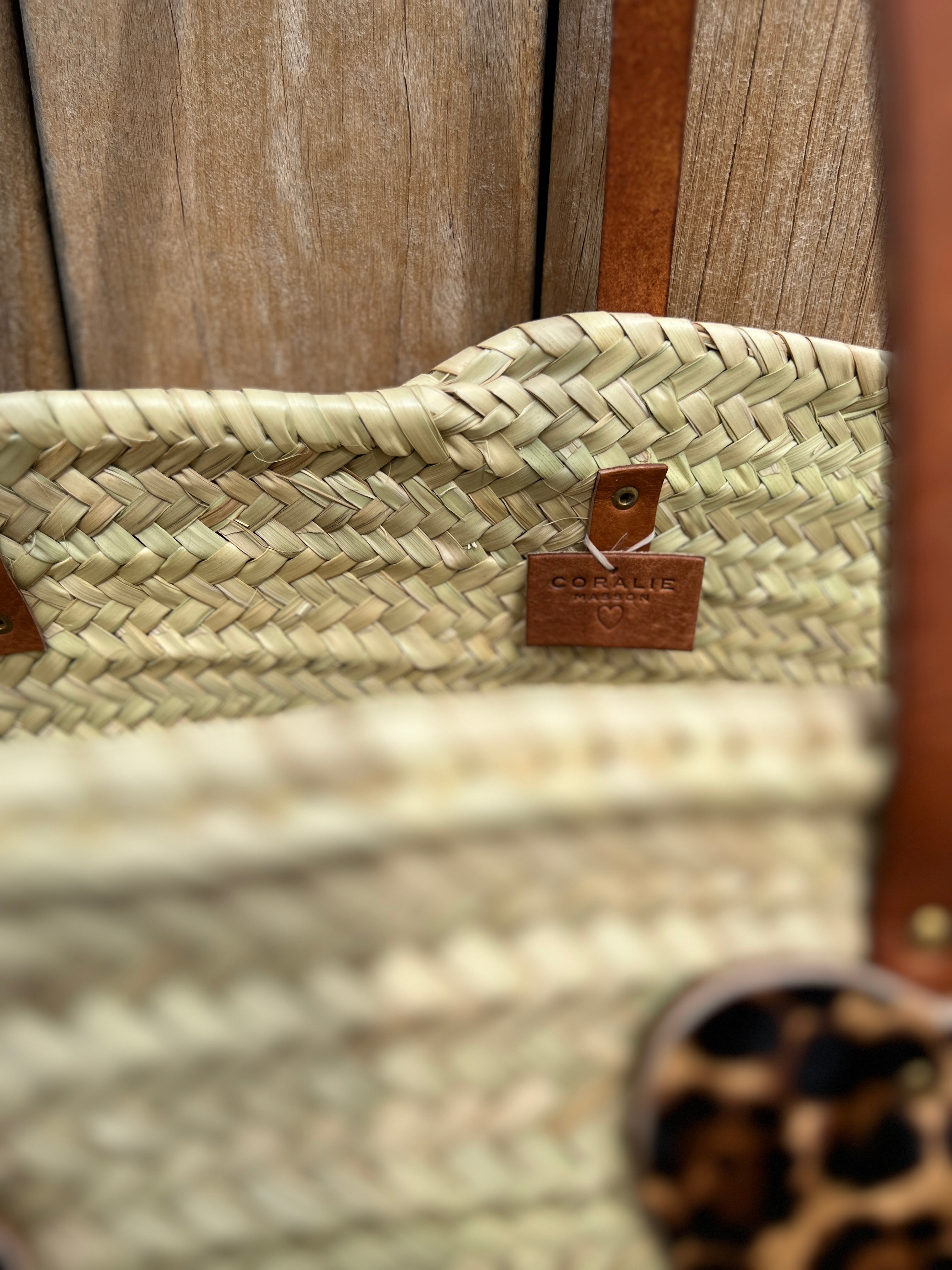 Coralie Masson Gilberte panier tressé léopard