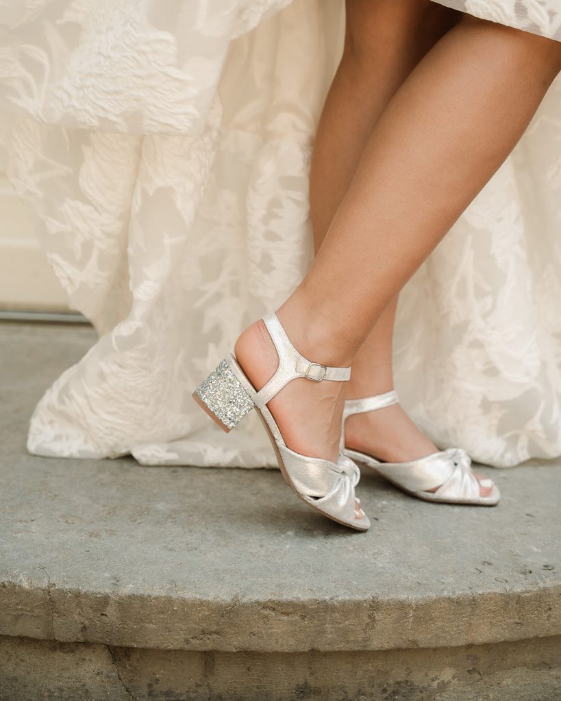 Dessine Moi Un Soulier Suzanne mules irisé glitter argent