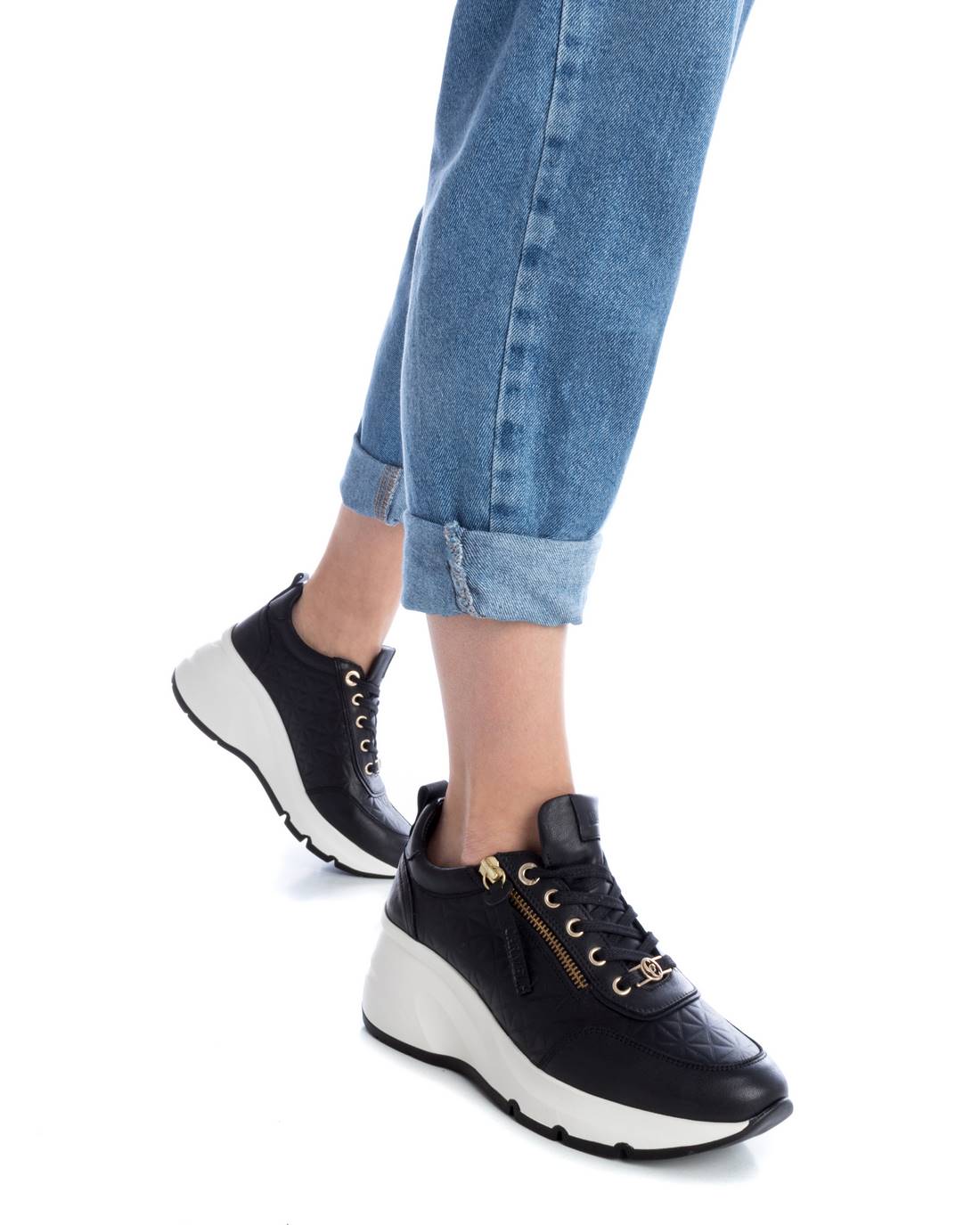Carmela 16119901 sneakers cuir noir compensées zip