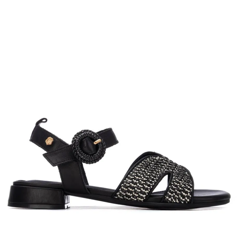 Carmela 16327304 sandale femme noire cuir plat