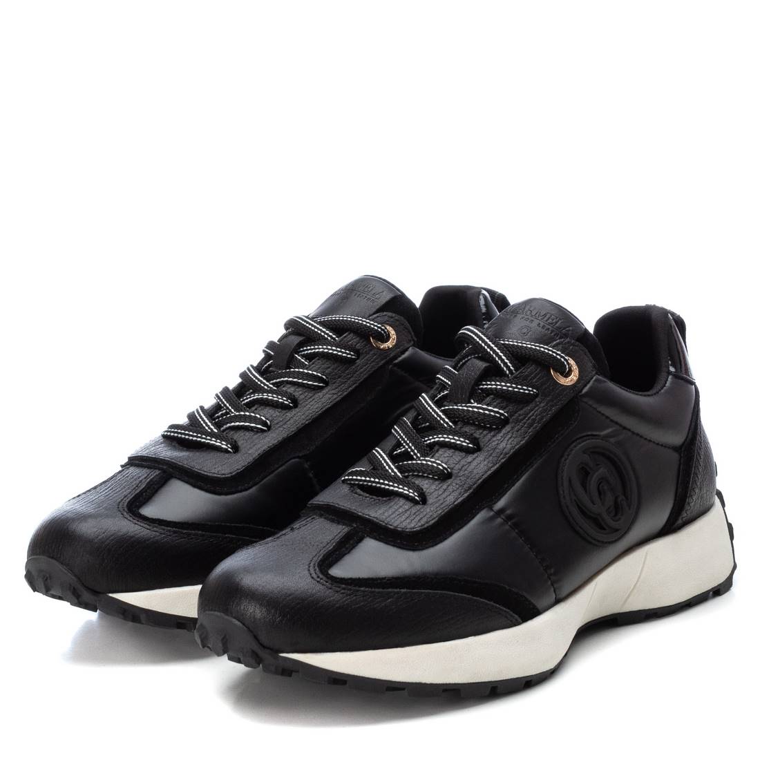 Carmela 16111703 Sneaker Femme Noir Plate