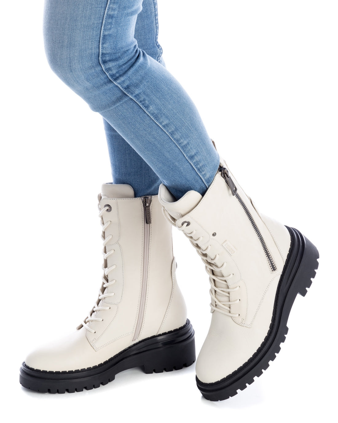 Carmela 16018902 bottines femme blanc cuir militaire
