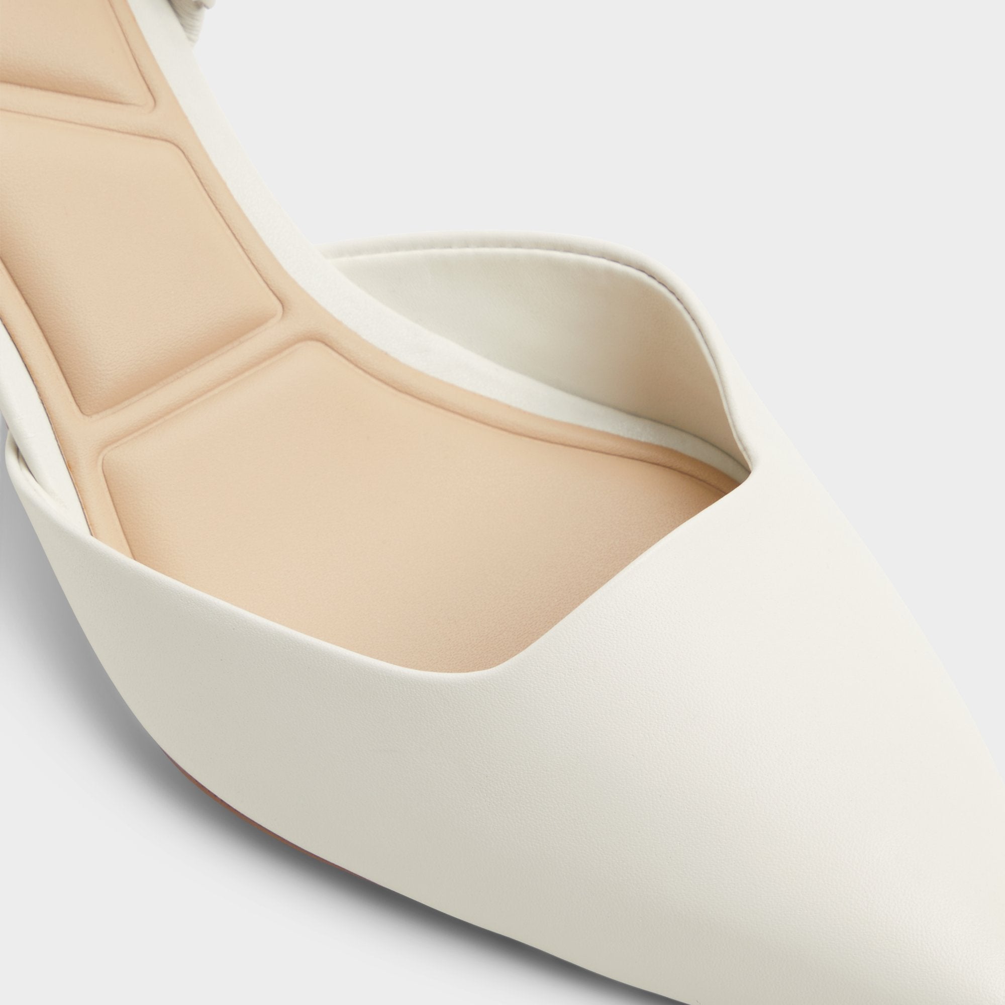 ALDO Gavedessi-xt ballerines blanches petit talon