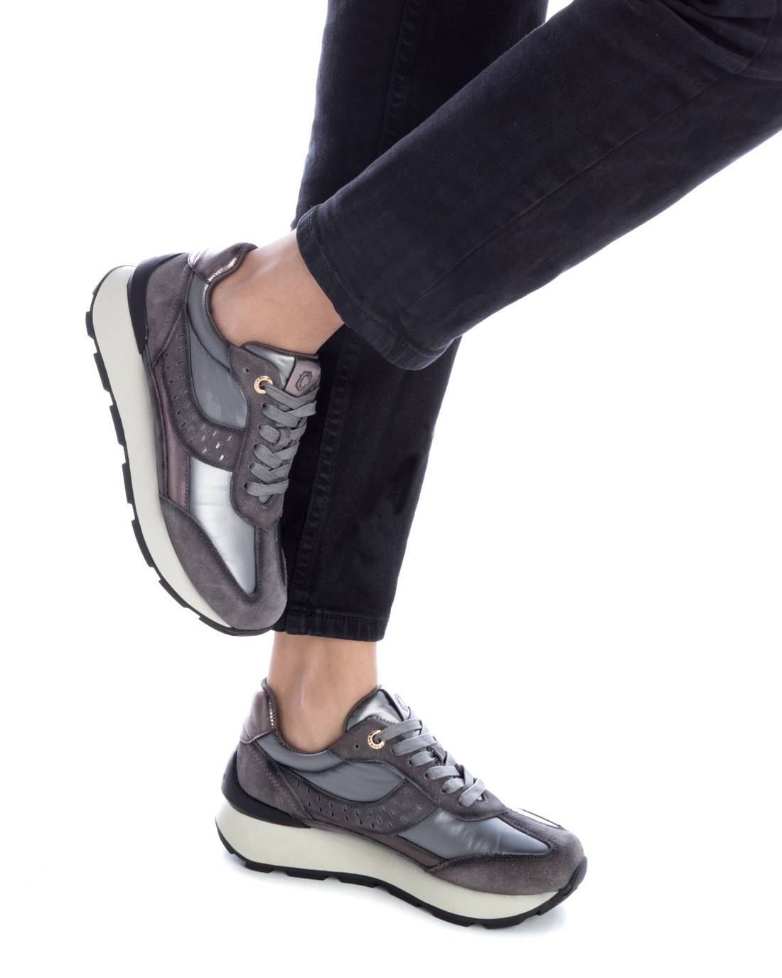 Carmela 16116601 baskets femme grises cuir lacets