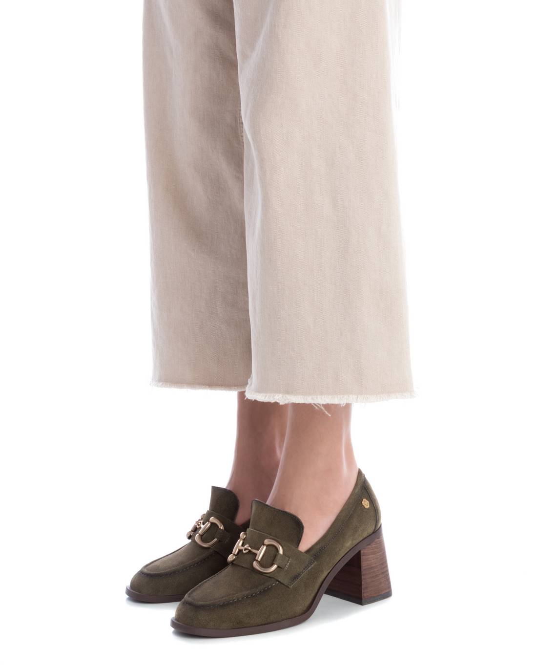 Carmela 16113802 mocassin vert daim talon 7 cm