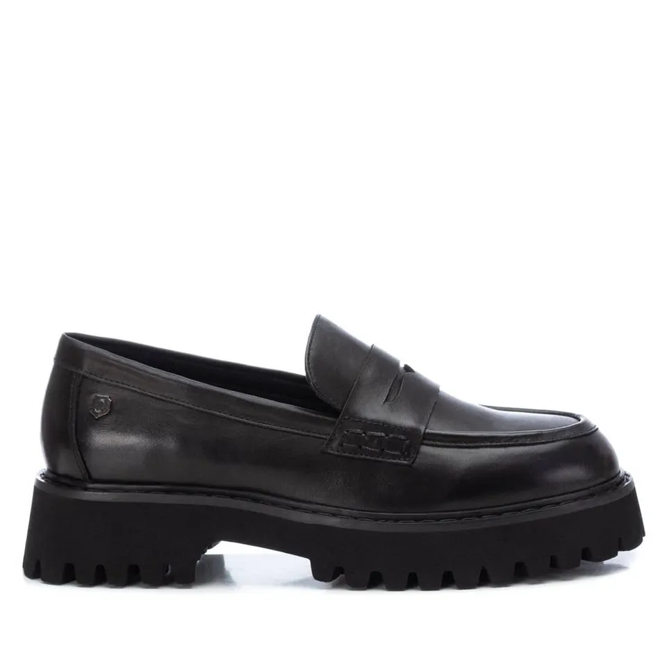 Carmela 16106801 mocassin cuir noir plat