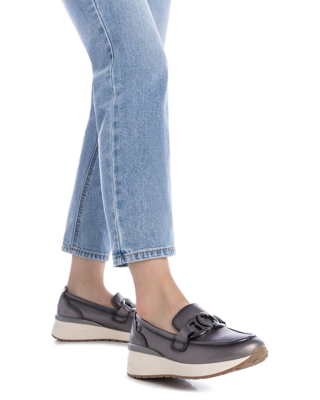 Carmela 16252302 mocassin cuir gris effet métallisé