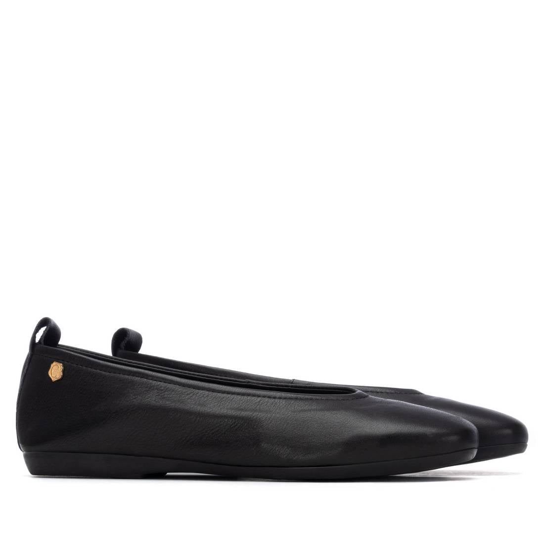 Carmela 16314009 ballerine cuir noir semelle coussinée