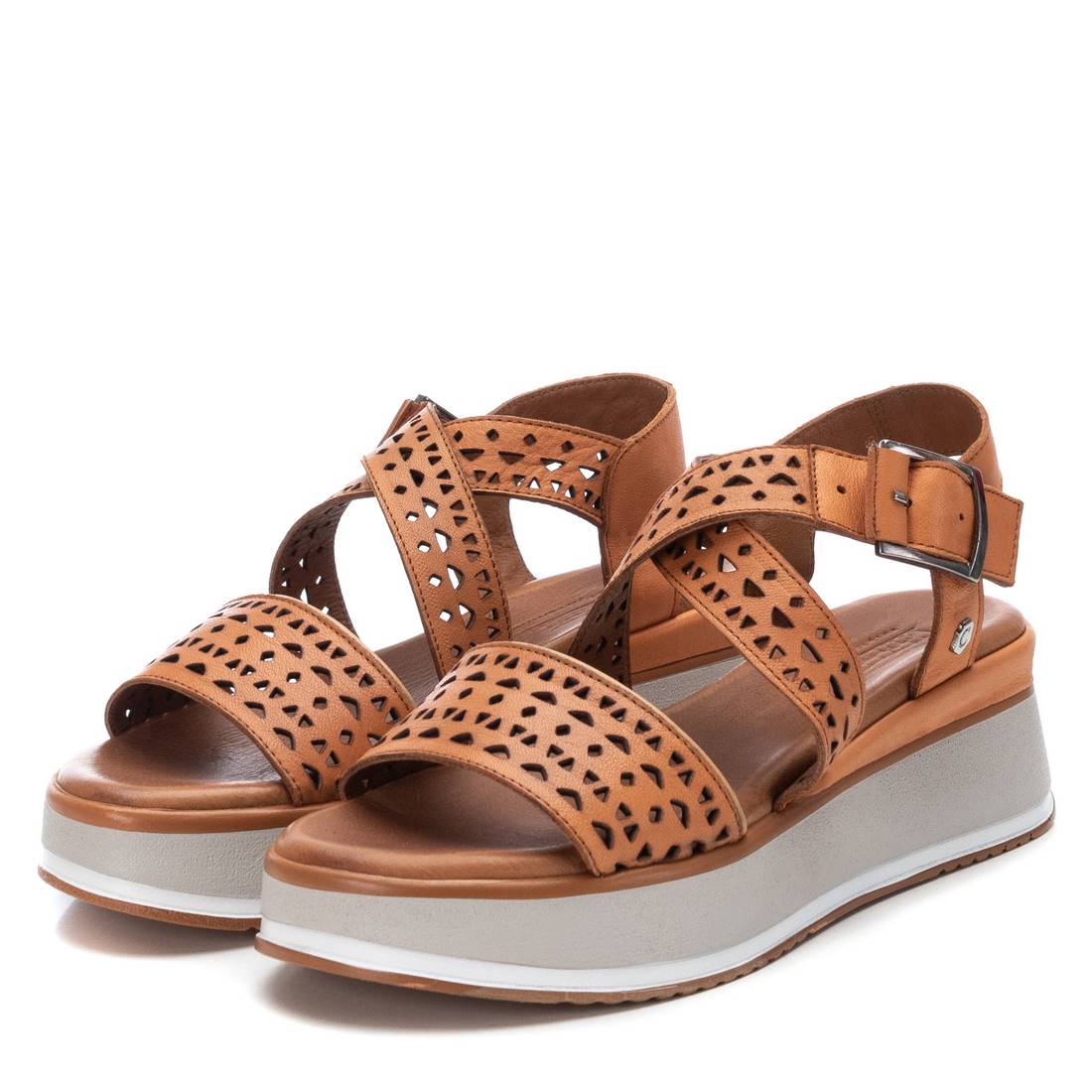 Carmela 16066201 sandale cuir marron compensée 6 cm