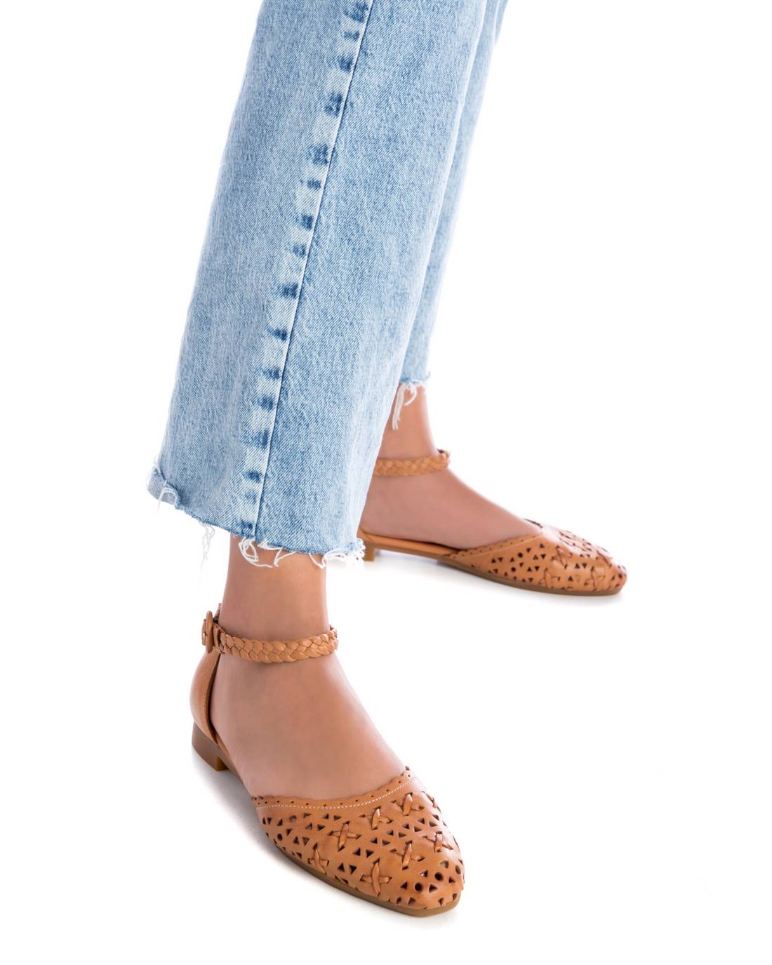 Carmela 16067102 ballerine cuir marron ajourée